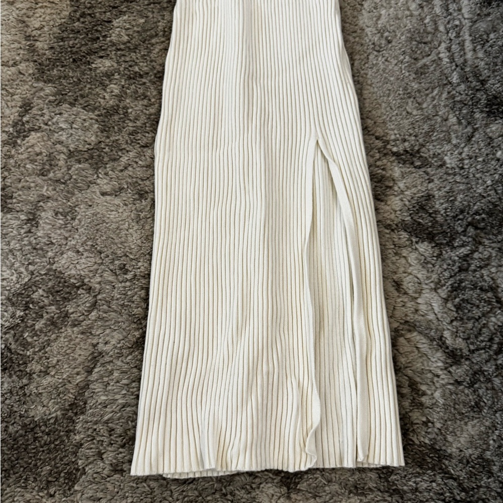 A&F Elevated Keyhole Ribbed Knit Dress - Picture 4 of 7